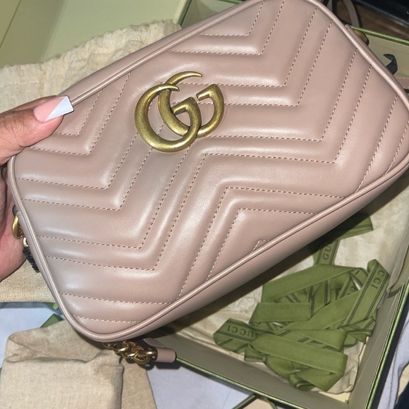 Gucci purse and wallet in only used once - Picture 3 of 3